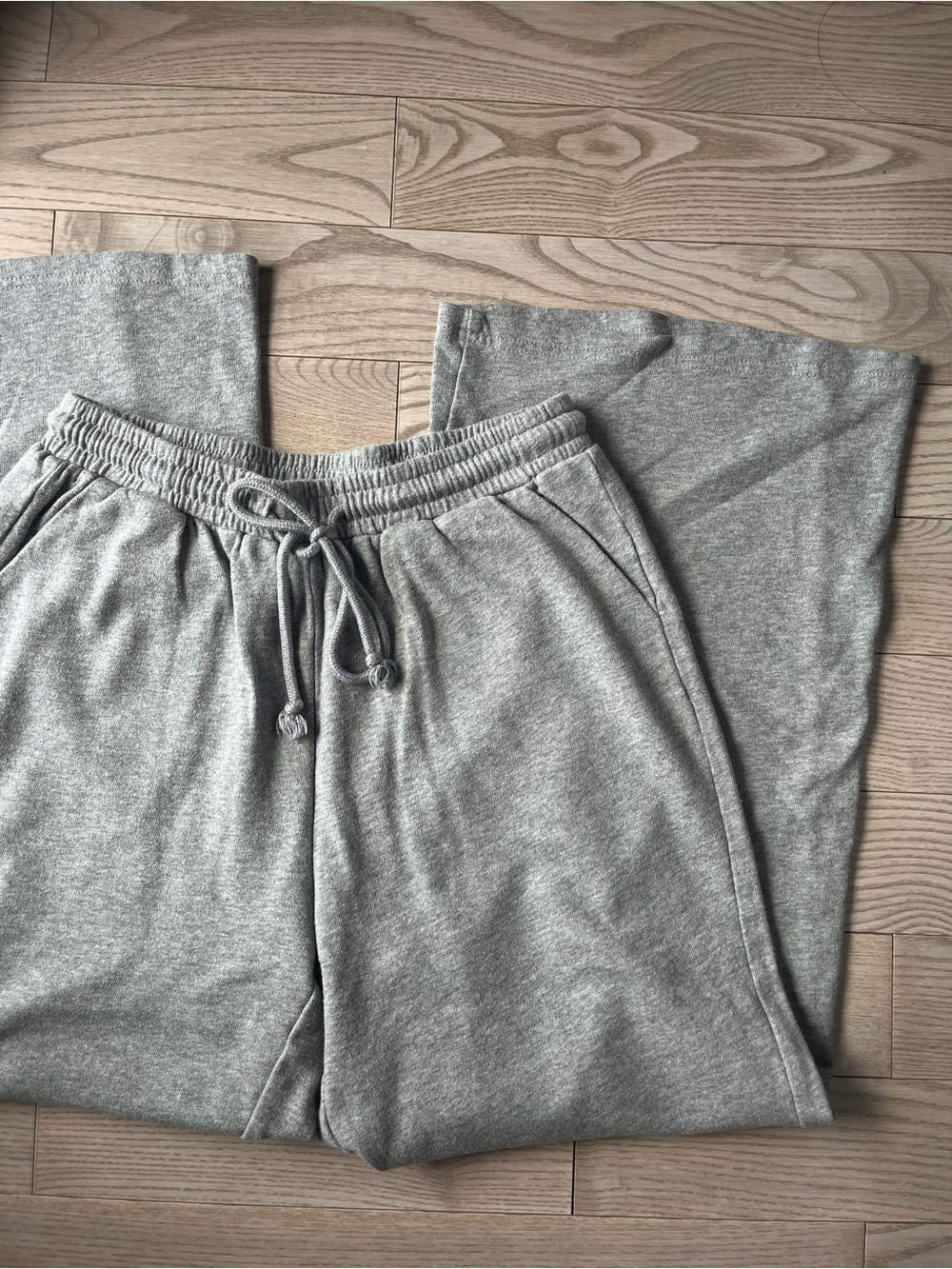 Women’s Gray Wide-leg Drawstring Sweatpants